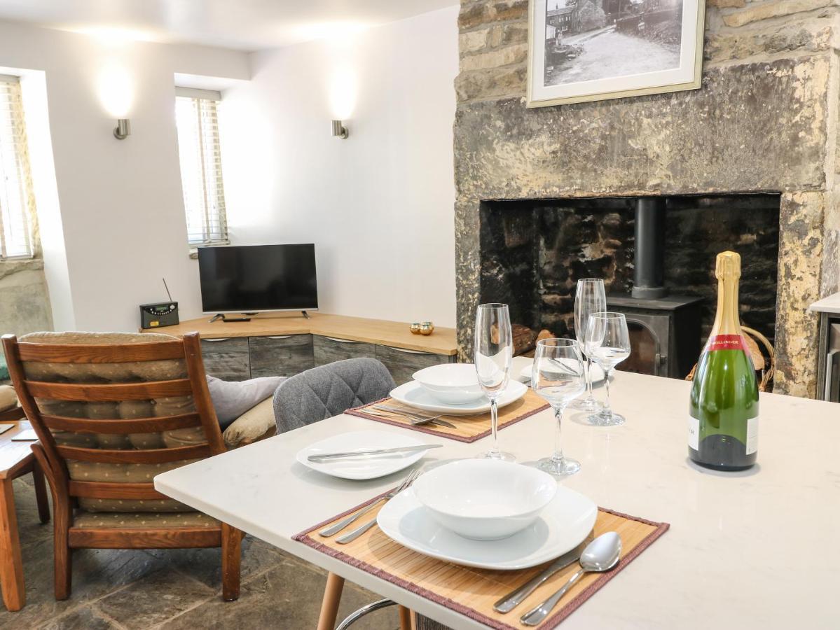 Ha'Penny Cottage Холмфирт Екстериор снимка
