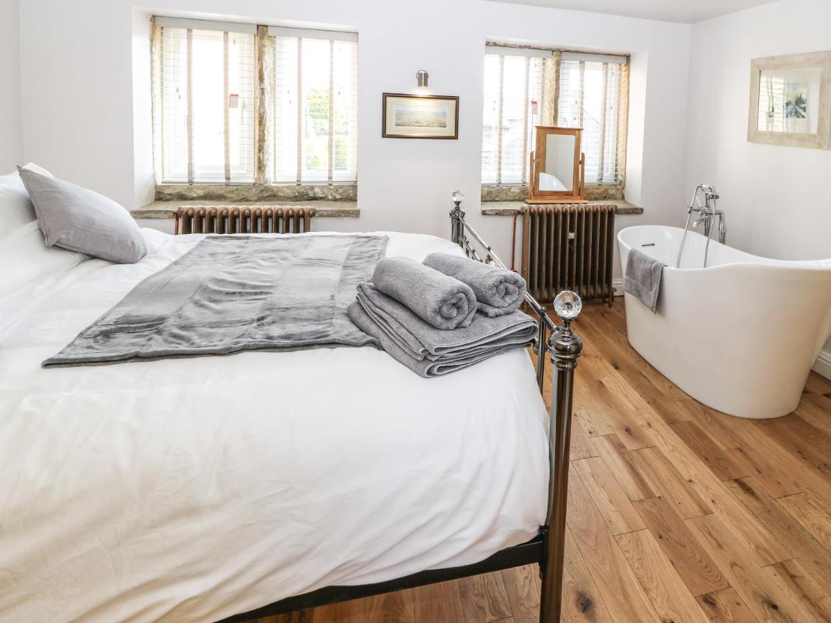 Ha'Penny Cottage Холмфирт Екстериор снимка